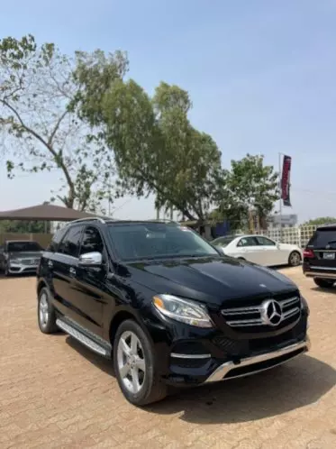 Mercedes-Benz GLE 350