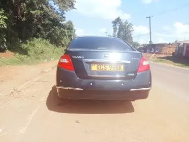 Nissan Teana