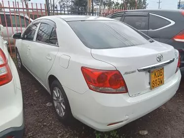Toyota Premio