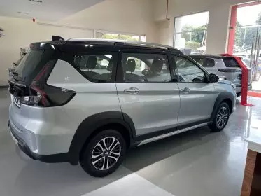 SUZUKI XL-6