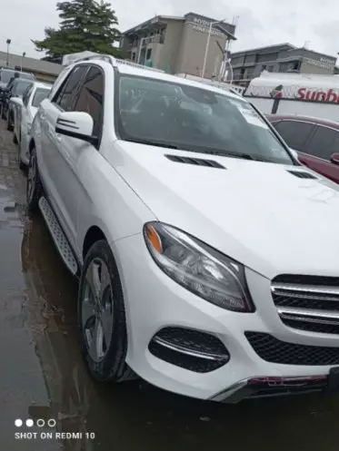 Mercedes-Benz GLE 350