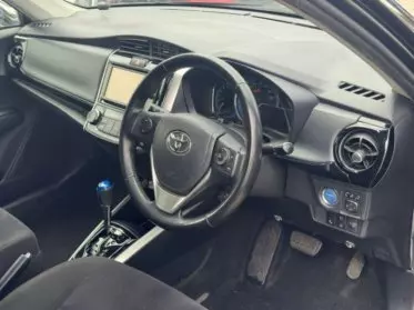 Toyota Fielder hybrid