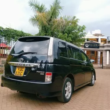 Toyota Isis