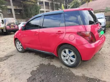 Toyota Ist 