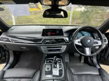 BMW 740