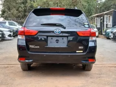 Toyota Fielder hybrid