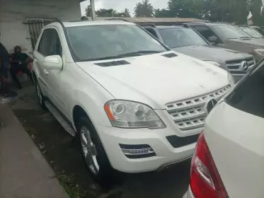 Mercedes-Benz ML 350