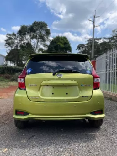 Nissan Note medalist