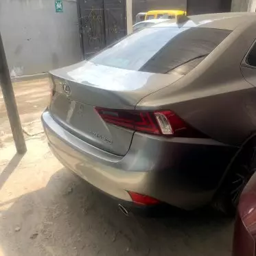 Lexus IS 300