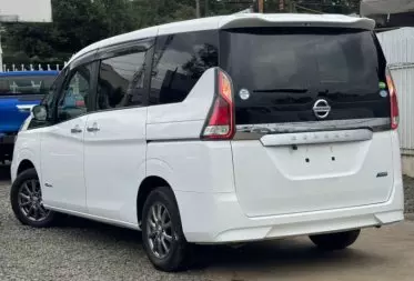 Nissan Serena Hybrid