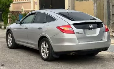 Honda Accord Crosstour