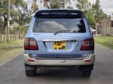 Toyota land cruiser amazon