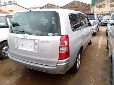 Toyota Succeed