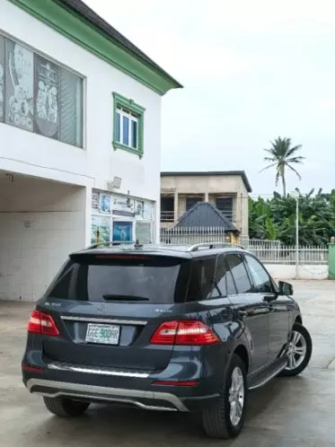 Mercedes-Benz ML 350