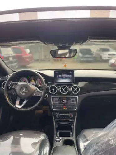 Mercedes-Benz CLA 250