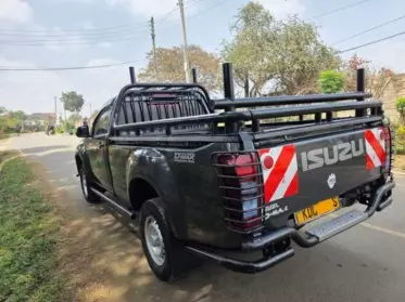 Isuzu D-Max