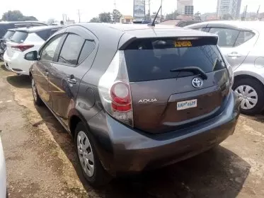 Toyota Aqua Hybrid