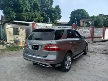Mercedes-Benz ML 350