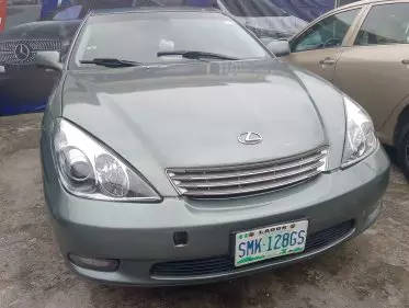 Lexus ES 300