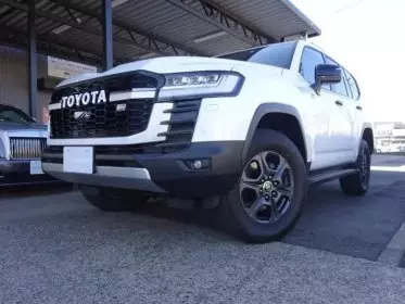 Toyota Landcruiser 300