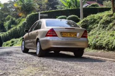 Mercedes-Benz C200