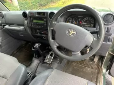 Toyota Land Cruiser 79 Single Cabin