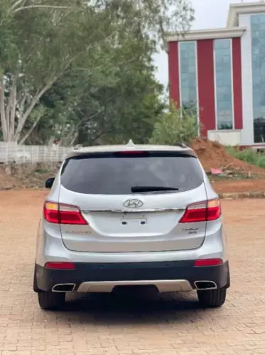 Hyundai Santa FE