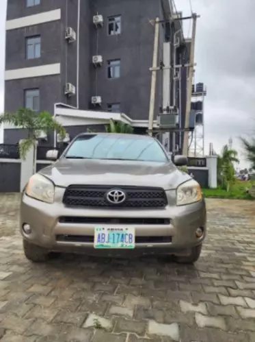 Toyota RAV 4