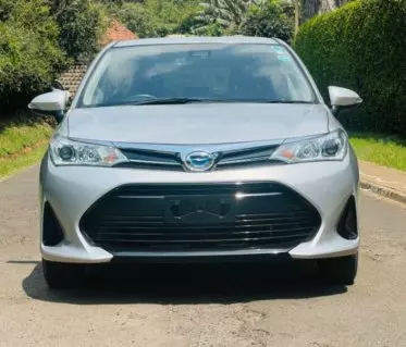 Toyota Fielder hybrid 