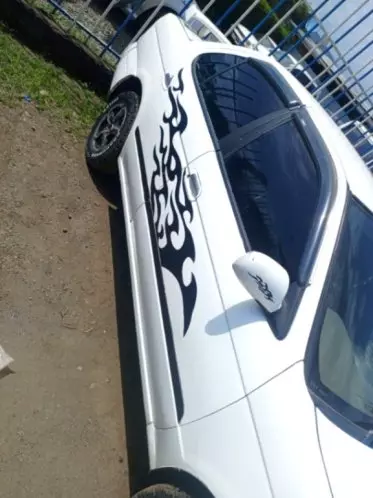 Nissan Advan