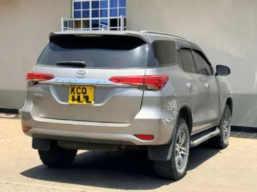 Toyota Fortuner