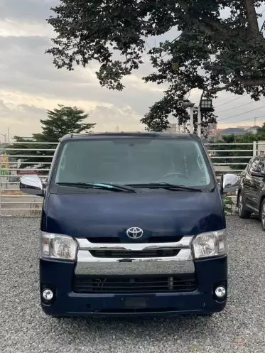 Toyota Hiace