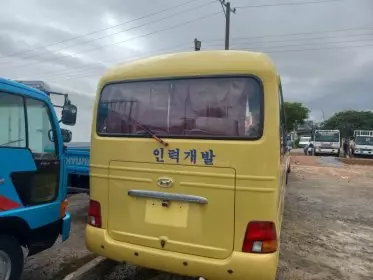 Hyundai county