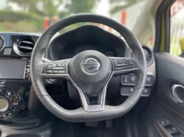 Nissan Note medalist