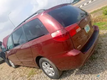 Toyota Sienna