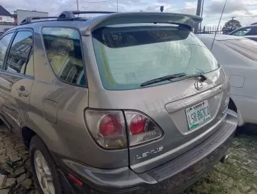 Lexus RX 300