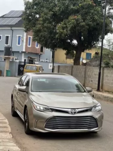 Toyota Avalon