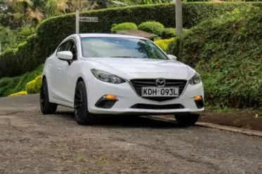 Mazda Axela 