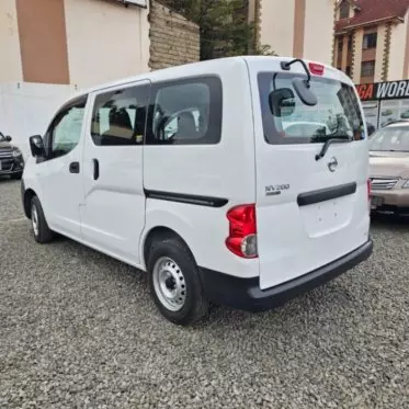 Nissan NV200