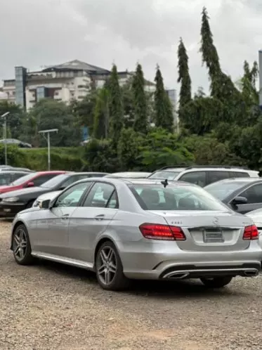Mercedes-Benz E350