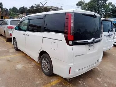 Toyota esquire