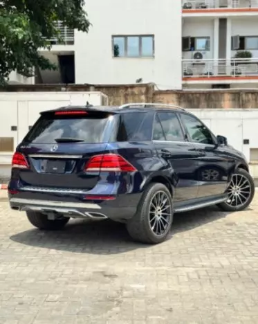 Mercedes-Benz GLE 350