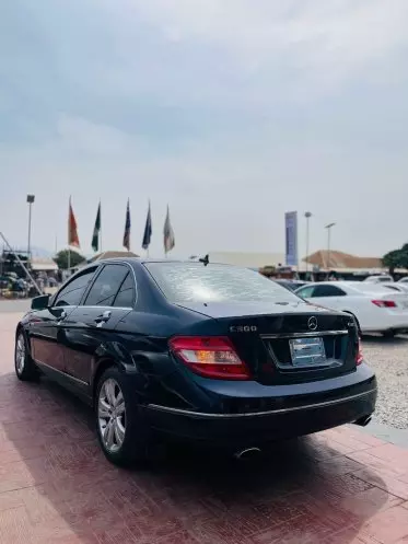 Mercedes-Benz C 300