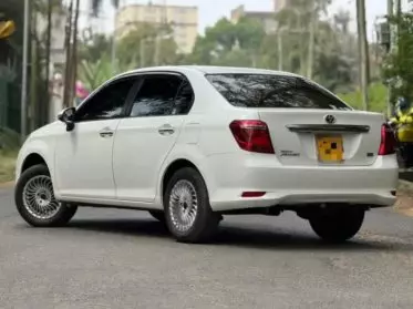 Toyota Axio hybrid 