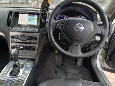 Nissan Skyline
