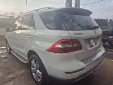 Mercedes-Benz ML 350