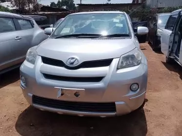 Toyota Ist