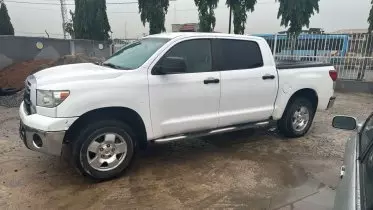 Toyota Tundra