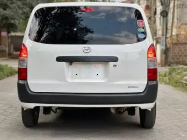 Mazda Familia