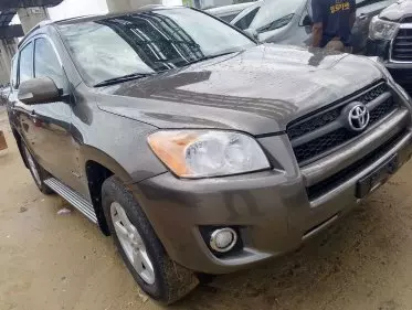 Toyota RAV 4